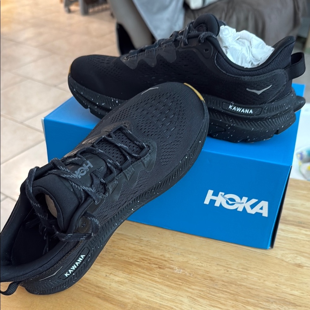 New Hoka Kawana 2 Black